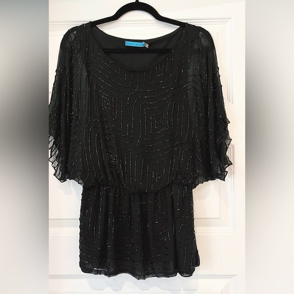 Alice + Olivia Black Beaded Silk Flutter Sleeve Cocktail Blouse Size M - Picture 1 of 6